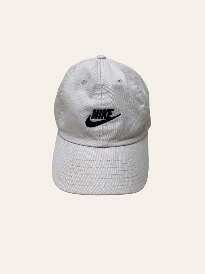 Nike beige logo cap