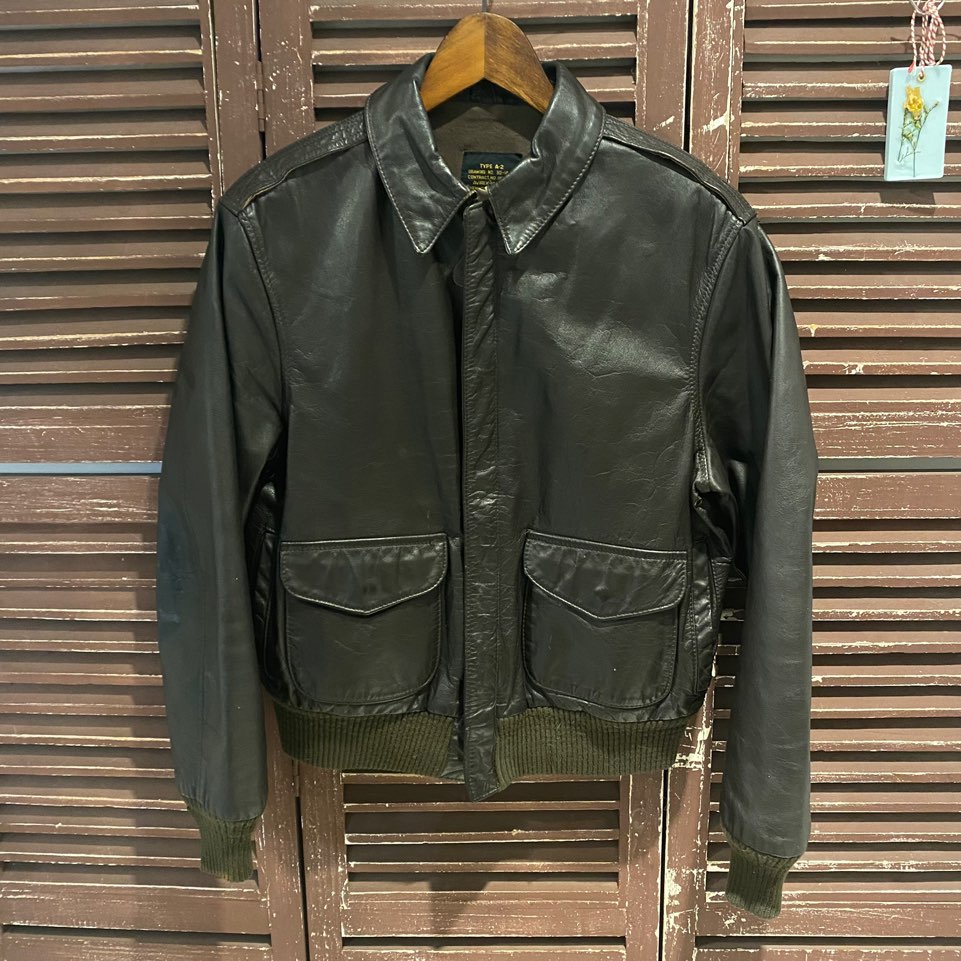 Avirex brown leahter A-2 jacket 42