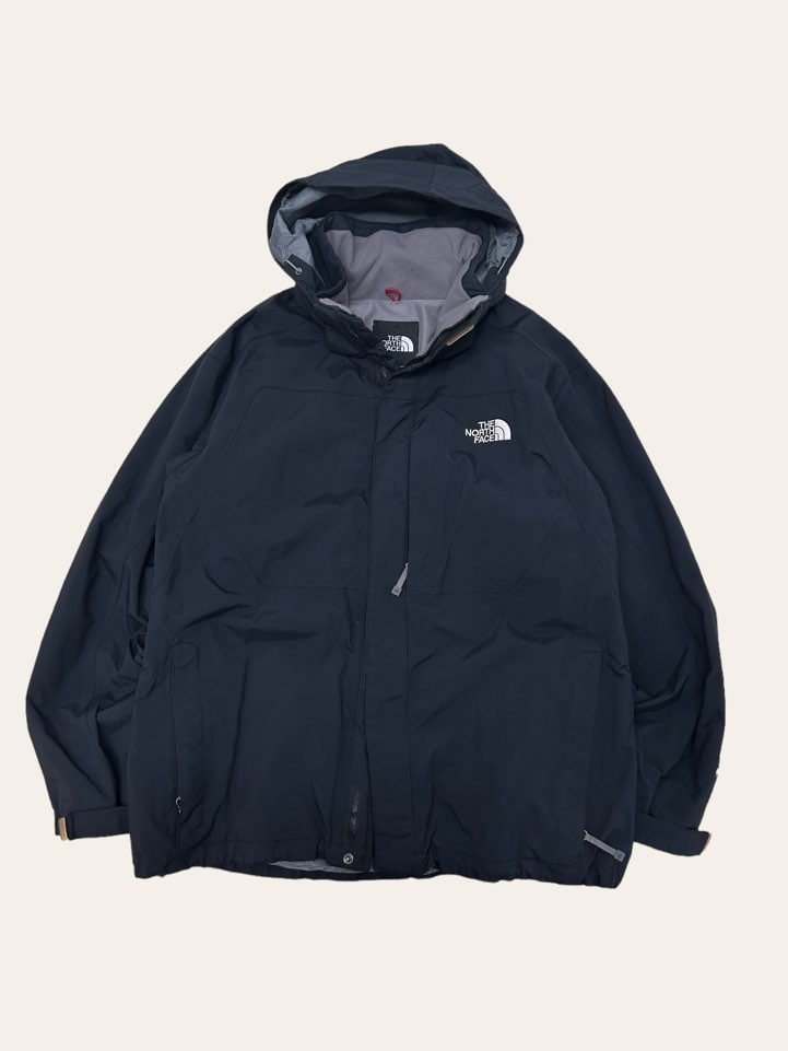 TNF black hyvent mountain jacket 100