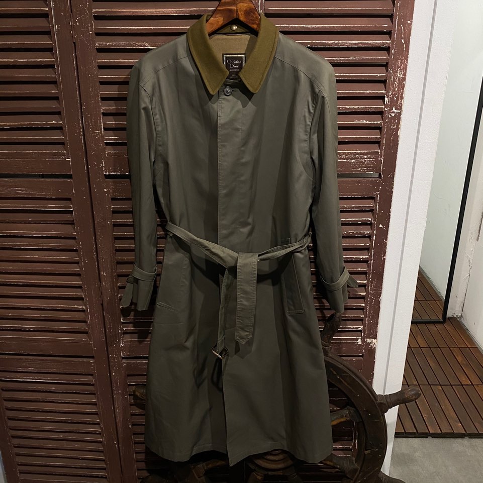 Christian dior khaki single trench coat 38R